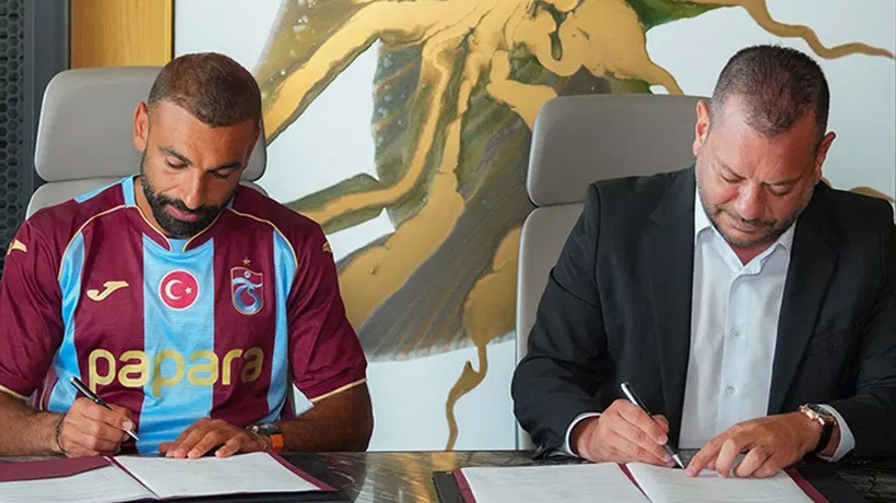 Trabzonspor'da Salah çılgınlığı, binlerce taraftar stadyuma akın etti - Fotoğraf: 10