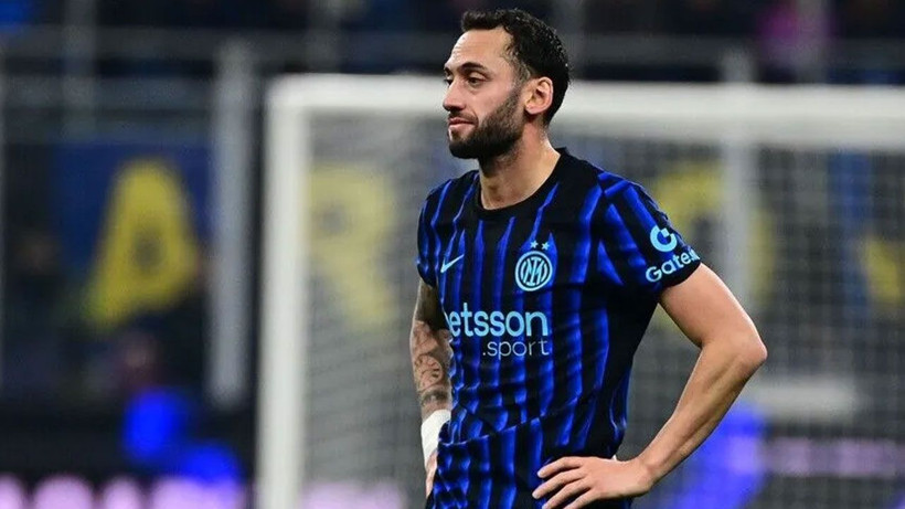 Hakan Çalhanoğlu Süper Lig'e imzaya geliyor! Şimdi ortalık fena karışacak - Fotoğraf: 3
