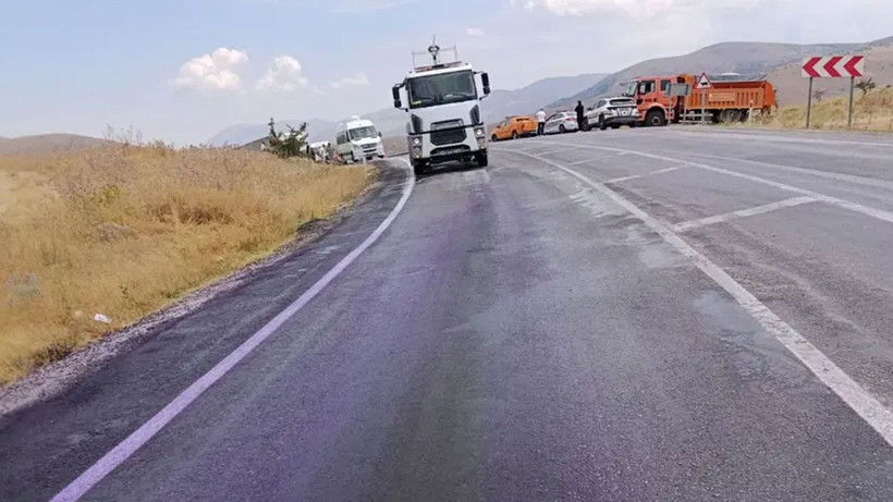 Araçları mora boyayan yol! Oto yıkamacıda uzun kuyruklar oluştu - Fotoğraf: 7
