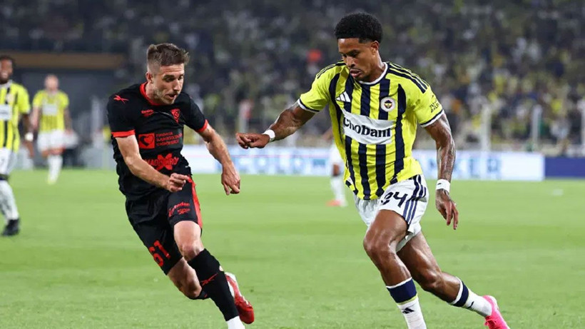 Fenerbahçe'de maç sonu üzen ayrılık! Anlaşma resmen sağlandı - Fotoğraf: 4