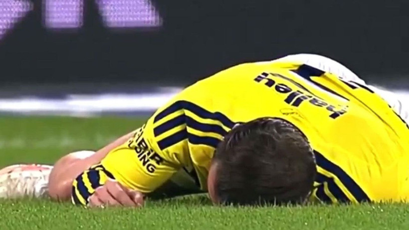 Kerem Aktürkoğlu hakkında ilk açıklama geldi! Sahadan sedyeyle ayrıldı - Fotoğraf: 6