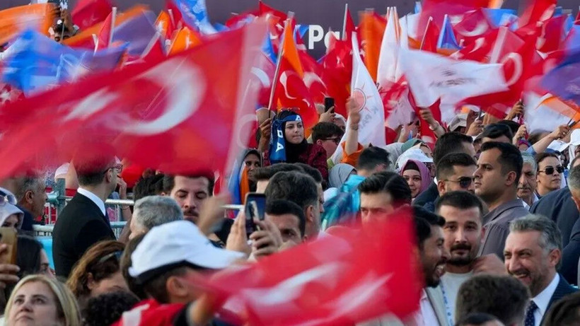 Son seçim anketindeki sürpriz tam bomba! Sıralamayı kimse böyle tahmin etmiyordu - Fotoğraf: 9
