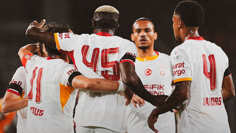 Victor Osimhen sakatlanarak oyundan çıkmıştı! İlk açıklama geldi - Fotoğraf: 2
