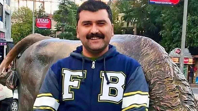 Oğluyla ilk kez maça gitmişti! Derbide kalbine yenildi - Fotoğraf: 3