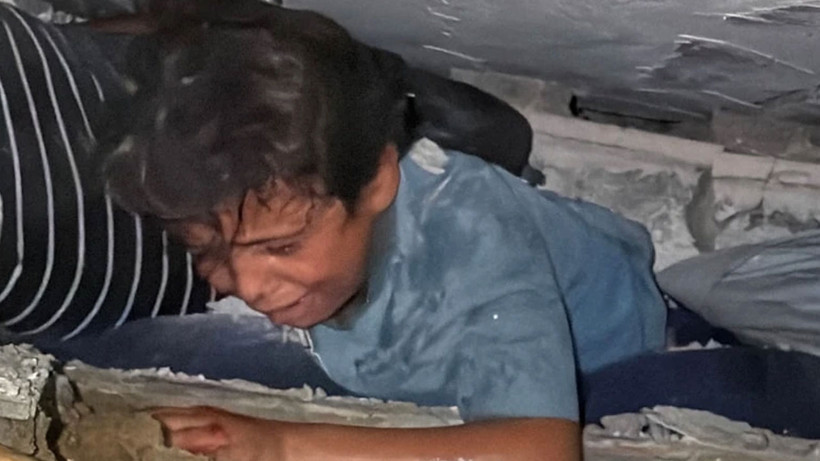 Gazzeli çocukların babalarına acı vedası - Fotoğraf: 4