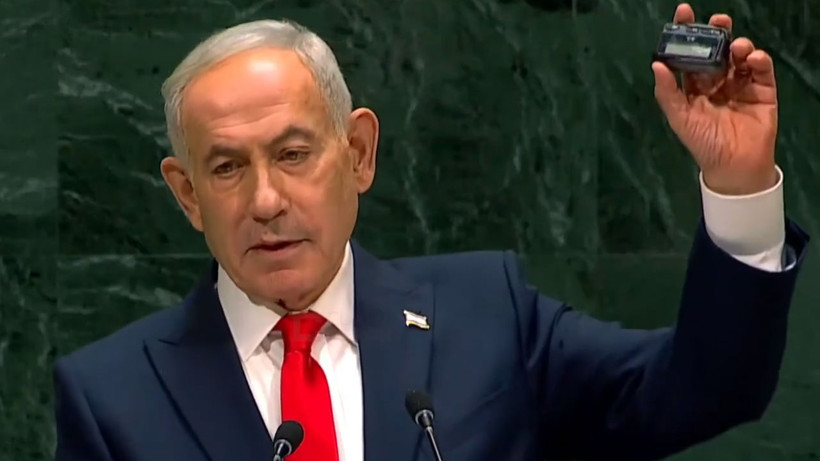 Netanyahu, dünyayı bu cihazla tehdit etti! BM kürsüsünde skandal anlar... - Fotoğraf: 3