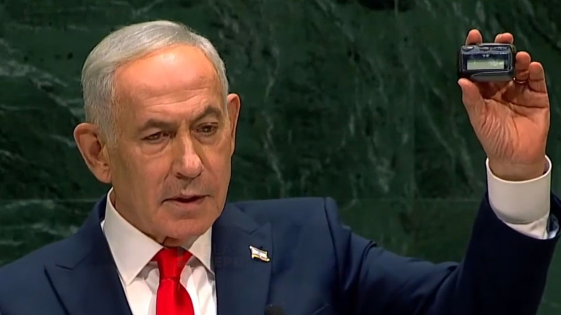 Netanyahu, dünyayı bu cihazla tehdit etti! BM kürsüsünde skandal anlar... - Fotoğraf: 6