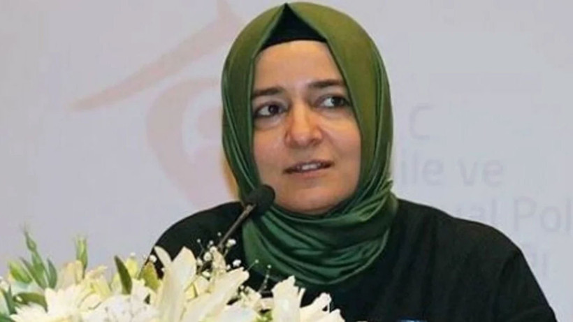 Fatma Betül Sayan Kaya'ya zehir zemberek sözler - Fotoğraf: 12