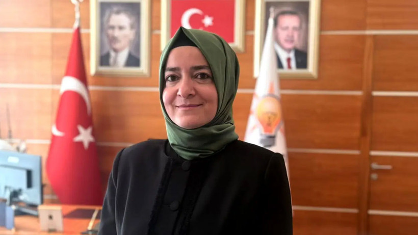 Fatma Betül Sayan Kaya'ya zehir zemberek sözler - Fotoğraf: 5