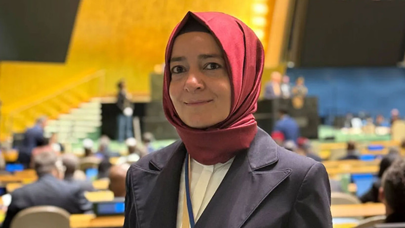 Fatma Betül Sayan Kaya'ya zehir zemberek sözler - Fotoğraf: 6