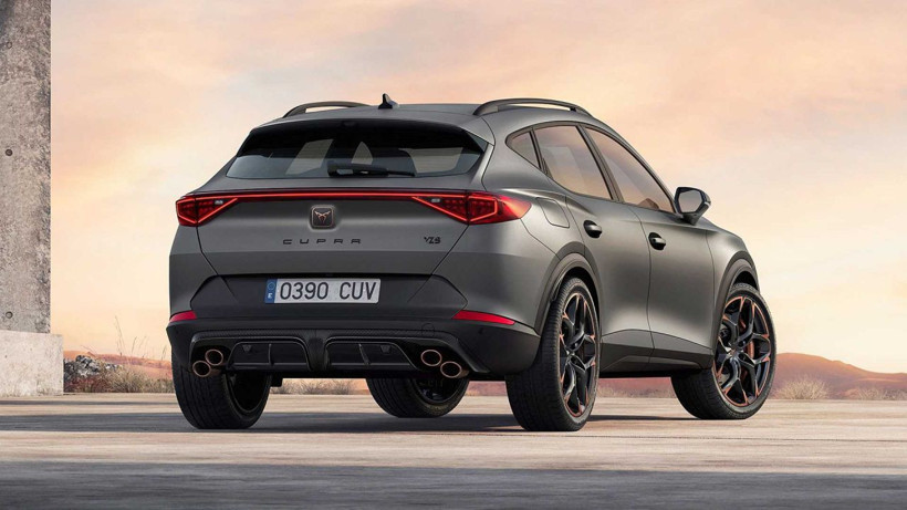 Cupra tüm ihtişamıyla sokaklara iniyor! Sadece 4 şehirde satılacak - Resim: 1