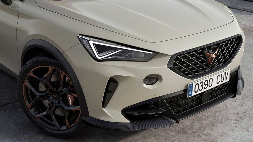 Cupra tüm ihtişamıyla sokaklara iniyor! Sadece 4 şehirde satılacak - Resim: 9
