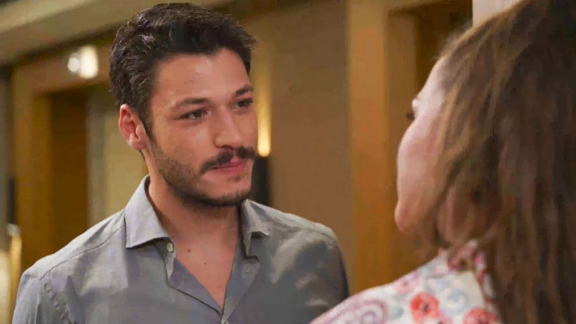 Cam Tavanlar dizisi yayından kaldırılıyor; Show TV’nin kararı olay olur - Resim: 2
