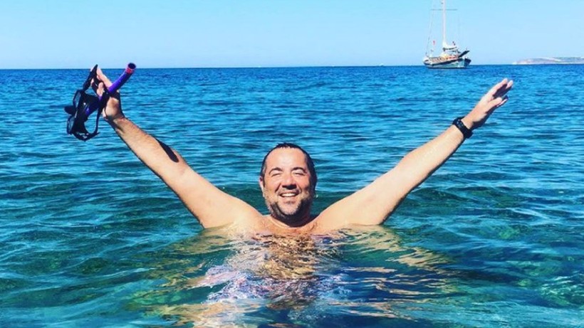 Komedyen Ata Demirer son haliyle şaşkına çevirdi; Görenler gözlerine inanamadı - Resim: 2
