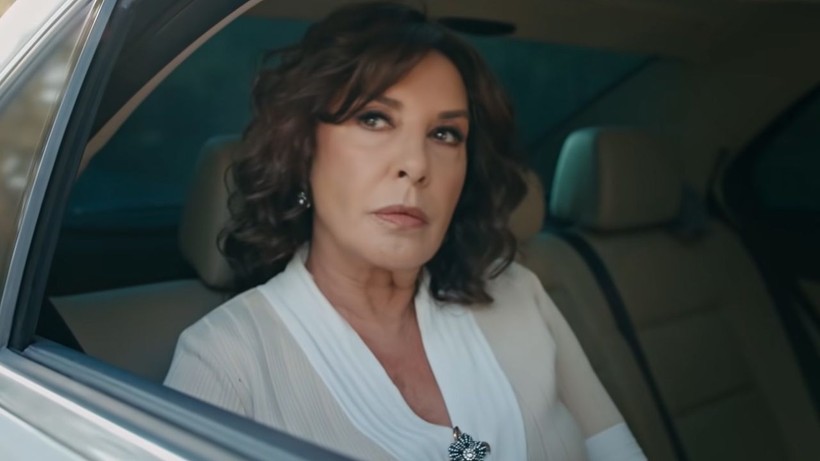 Elkızı dizisi ilk bölümde olay bir sahne oldu; Fox TV'nin başı büyük dertte - Resim: 2