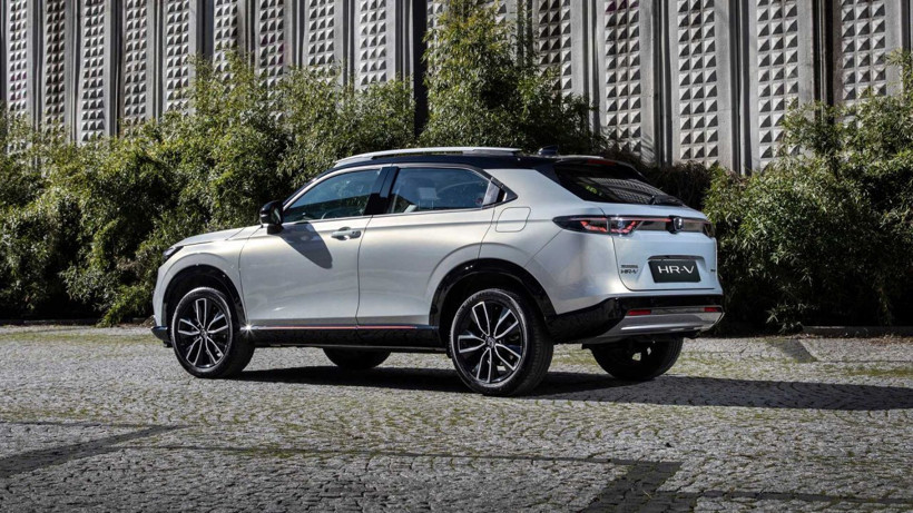 2022 model Honda HR-V 3. nesliyle SUV pazarını çok fena sallayacak; Fiyat listesini kimse böyle beklemiyordu - Resim: 4