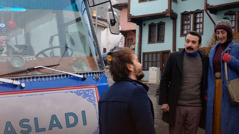 Gönül Dağı dizisinin güzel ismi kadrodan ayrıldı; Bu ayrılık kararı herkesi yıkacak - Resim: 4