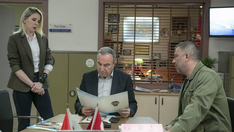 Arka Sokaklar'da aslında bu ayrılık hiç olmamış; O başrolü yeniden görenler inanamadı - Resim: 1