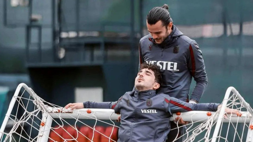 Abdülkadir Ömür bakın hangi takımla anlaştı; Trabzonspor taraftarı bunu beklemiyordu - Resim: 2
