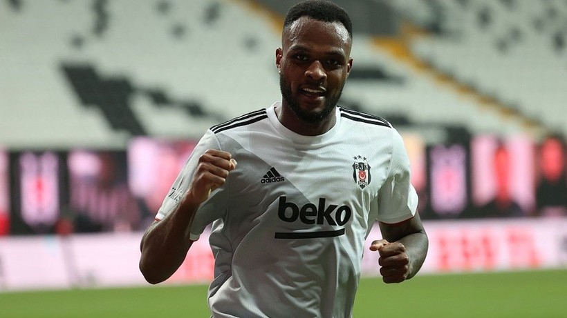Cyle Larin bakın hangi takım ile anlaştı; Beşiktaş taraftarı çılgına döndü - Resim: 4