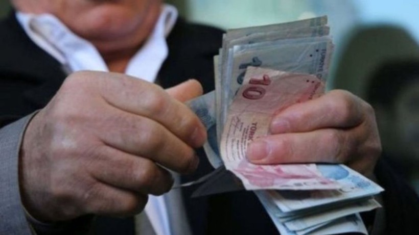 Maaşını taşıyan emekliye 7.500 TL ek gelir! Akbank, İş Bankası, Yapı Kredi, Ziraat Bankası emekli promosyon 2022 ücretleri - Resim: 2