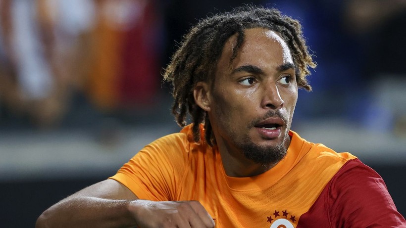 Ve Sacha Boey Galatasaray ile yollarını ayırdı; Taraftar yeni takımını duyunca şaşırdı - Resim: 1