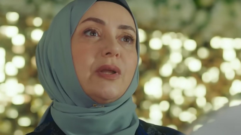 İki başrolde Kızılcık Şerbeti dizisinden ayrıldı; Bu sahneye bakmak cesaret ister - Resim: 3