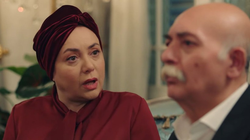 Kızılcık Şerbeti dizisinde pes dedirten sahne; Dini nikah sonrası yeni bir olay daha! - Resim: 1