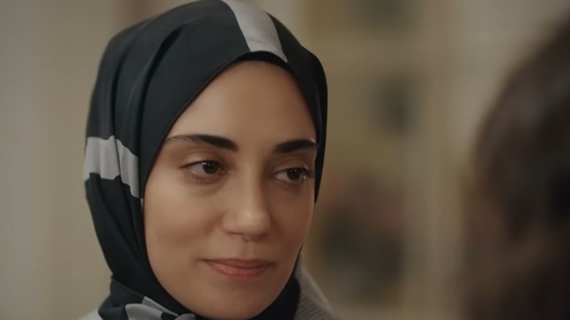 Kızılcık Şerbeti dizisinde şoke eden "aldatma" sahnesi; Daha önce gördüklerinizi unutun - Resim: 1