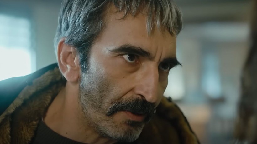 Adım Farah dizisinde Demet Özdemir krizi; 7. Bölüm daha yeni yayınlanmıştı - Resim: 2
