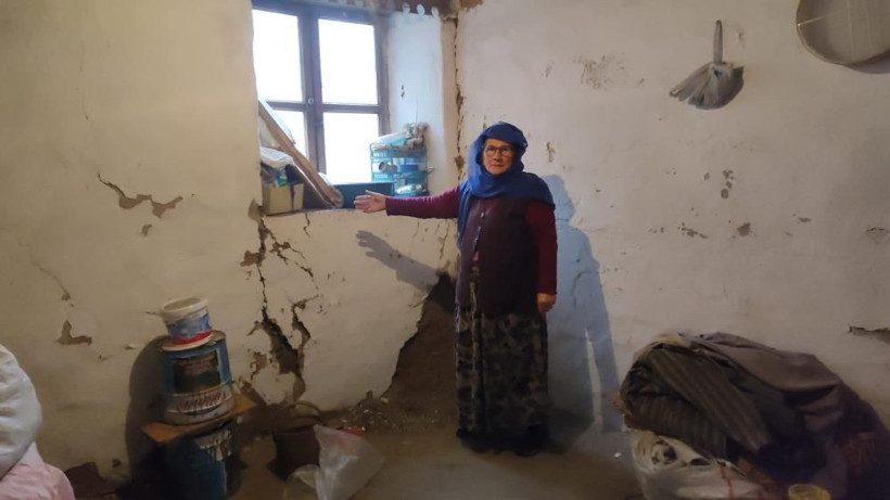 Heyelan korkusu 60 haneyi göçe zorladı - Resim: 3