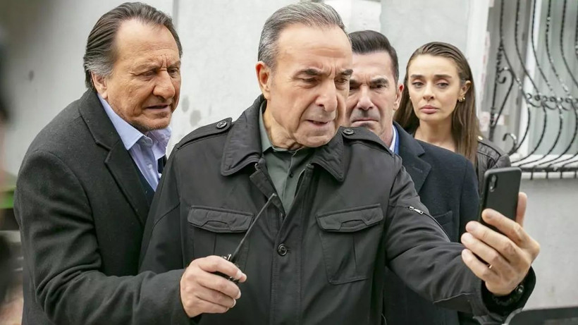 Ve sevilen dizi Arka Sokaklar artık başlıyor; Kadroda sadece güzel başrol yok - Resim: 2
