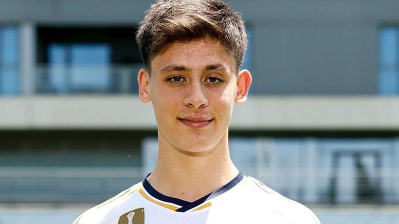 16 yaşındaki Türk futbolcu Barcelona’da; Arda Güler’deki hatayı yapmadılar - Resim: 2