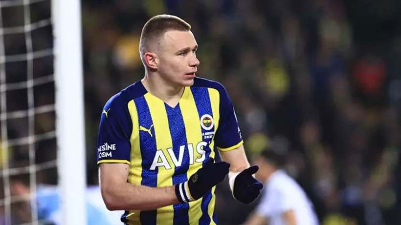 Fenerbahçe’de büyük kriz! Yıldız isim ayrıldı – Yeni takımı herkesi şaşırttı - Resim: 4