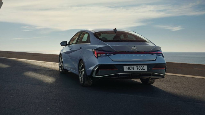 Makyajlı Hyundai Elantra sonunda Türkiye'de! Fiyatını kimse böyle tahmin etmedi - Resim: 1