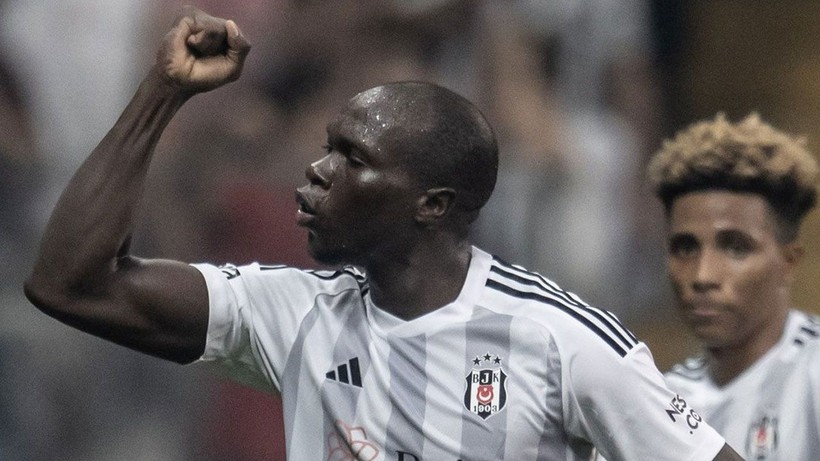 Vincent Aboubakar'dan Lucescu'ya olay hareket! Şenol Güneş bile sakinleştiremedi - Resim: 1