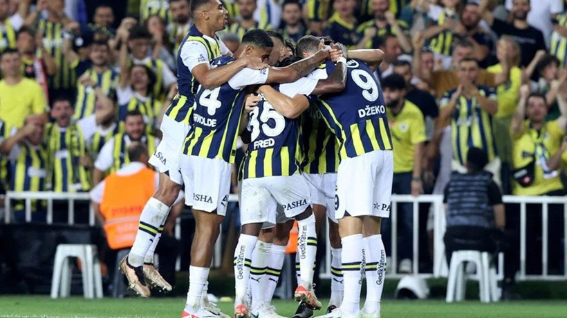 Fenerbahçe dünyaca ünlü yıldızı kadrosuna kattı; Şimdi Galatasaray düşünsün - Resim: 3