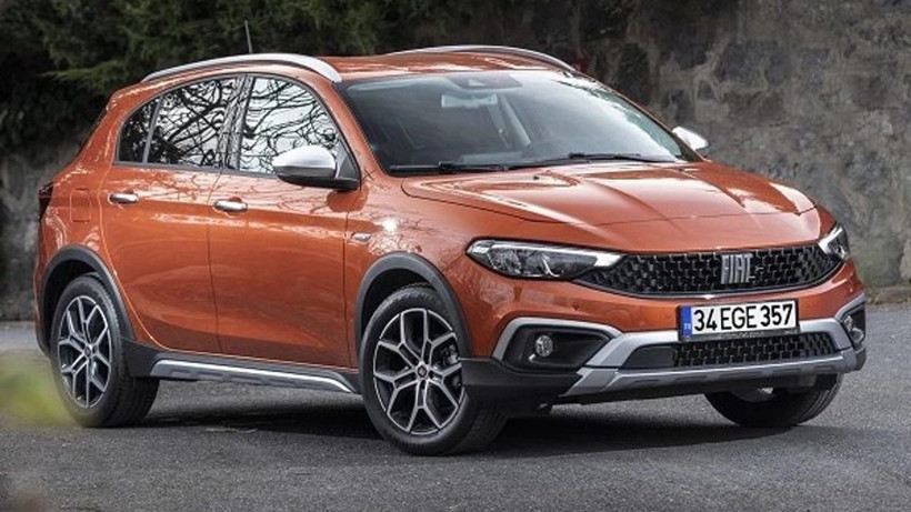 Fiat Egea Cross listesinde beklenmeyen sürpriz; Dev marka fiyatı dibe çekti - Resim: 3