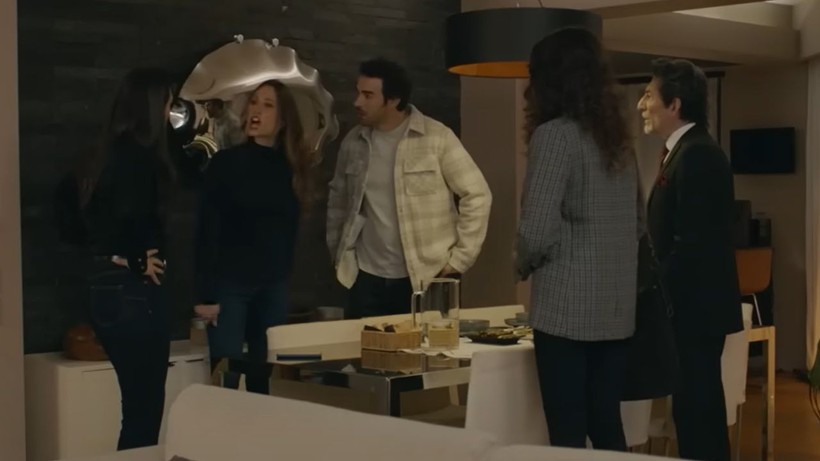 ATV ekranlarında hayrete düşüren sahne; Aldatmak dizisi seyircisi bile bu anlara inanamadı - Resim: 1