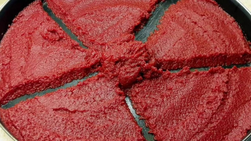 Bıçak gibi söküp atıyor! Salça, turşu ve bakliyatlardaki küf yok eden zeytinyağı yöntemi - Resim: 4