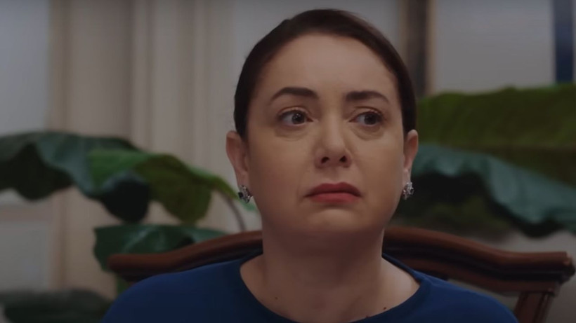 Kızılcık Şerbeti başrolüne tepkiler çığ gibi büyüyor; ‘Rezil’ kelimesi ortalığı karıştırdı - Resim: 3