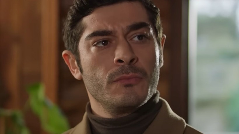 Ve Bambaşka Biri dizisi artık yayınlanmayacak; Hande Erçel hayranları neler yazdı neler - Resim: 1