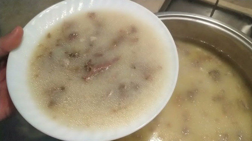 33 yıllık aşçı kelle paça çorbasının kokmasını önleyen püf noktayı açıkladı! Asla kokmuyor ve dağılmıyor - Resim: 1