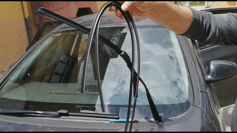 Araba sileceklerinin hızını ikiye katlayan teknik! Ön ve arka silecekler yağmurda çok daha iyi siliyor - Resim: 2