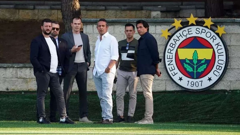 Ali Koç Samandıra'ya indi! Takımla flaş toplantı! Mesajı verdi... - Resim: 3