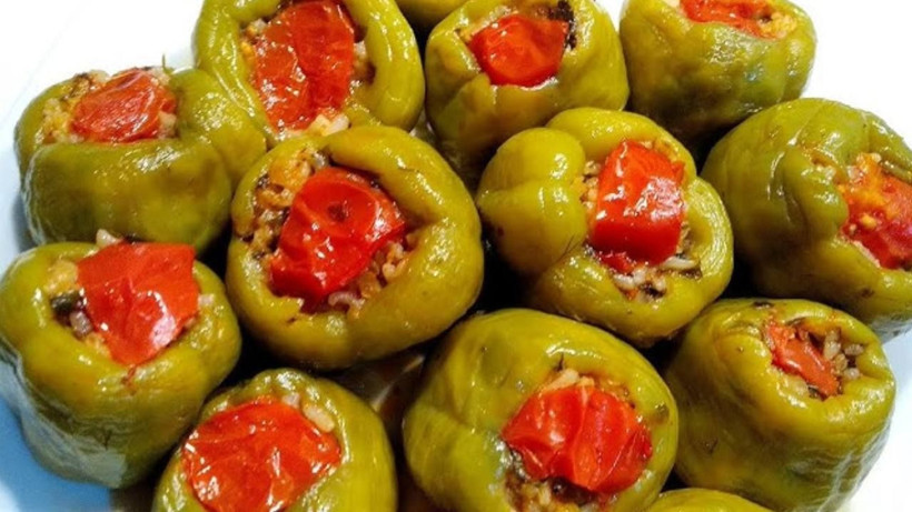 Dağılmıyor kuru kalmıyor! Biber dolmasını 40 yıllık esnaf lokantaları böyle pişiriyor - Resim: 1