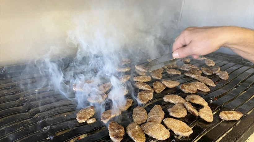 Köfteyi böyle yaparsanız asla dağılmayacak; 44 yıllık ustadan ilk kez duyacaksınız - Resim: 4