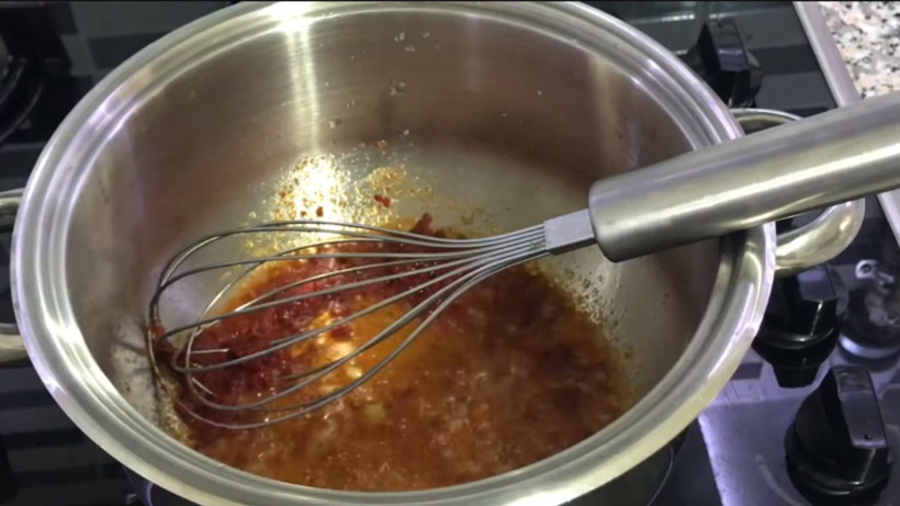 Tarhana çorbasının besin değerini yok eden hata! Hep faydalı diye içiyorduk. - Resim: 2