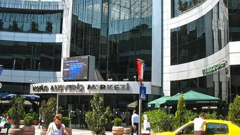 İstanbul'un göbeğindeki AVM yıkılıyor! Bütün kepenkler indi, boşa gitmeyin... - Resim: 2