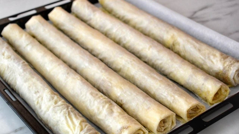 37 yıllık Sarıyer börekçisinin sırrıymış! 1 çay bardağı eklendiğinde börek çıtır çıtır oluyor - Resim: 1